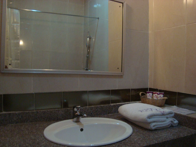 The bathroom at Axari hotel